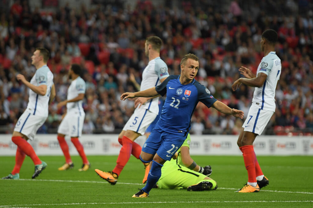2.) Stanislav Lobotka - 25 miliónov eur. Stano má 24 rokov a oblieka dres španielskeho klubu Celta Vigo.