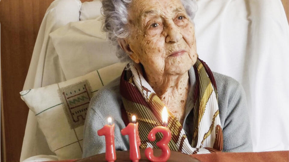 RECORDS DE LONGÉVITÉ Actuellement, la femme la plus âgée du monde est María Branyasová, qui fêtera bientôt ses 116 ans.  Chez les hommes, le Vénézuélien Vicente Pérez, 113 ans, sur le ring, détient la primauté.