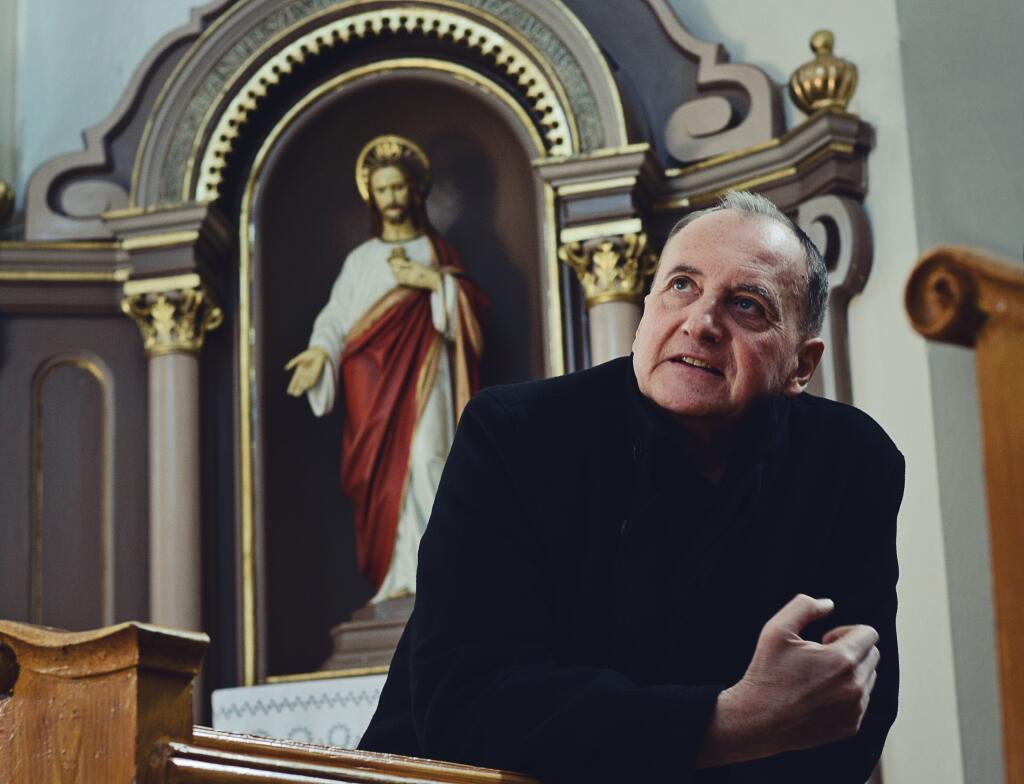 Kňaz Ján Sucháň: Človek nežije len z chleba či z vratiek plynu