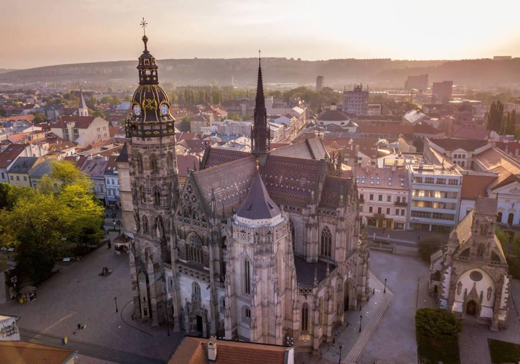 Kostoly sú odrazom našej zbožnosti. Košice.