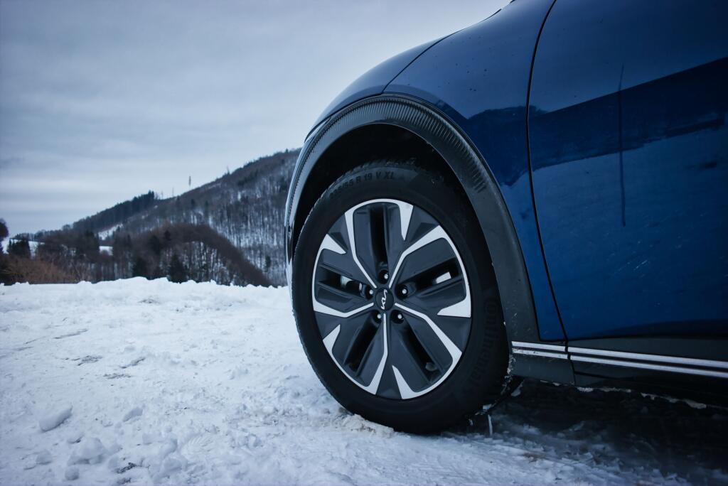 Kia EV6 168 kW / 77,4 kWh 2WD Earth.
