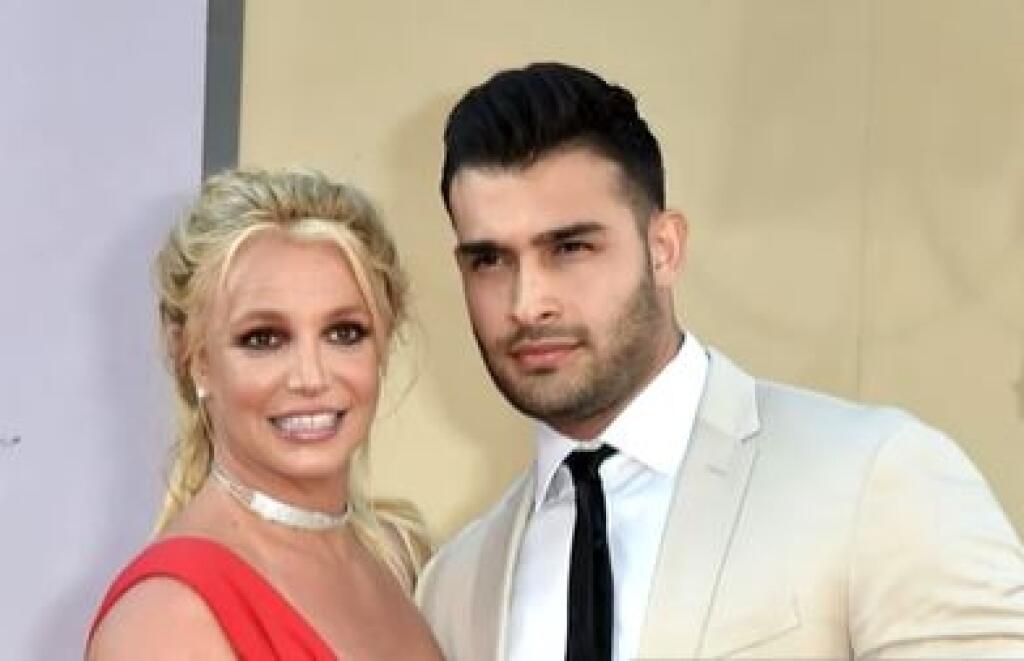 Speváčka Britney Spears so snúbencom.