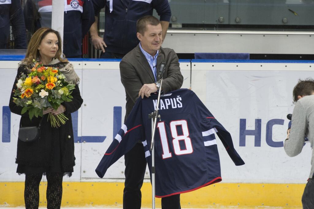 Realizačný tím hokejistov HC Slovan Bratislava rozšíril Richard Kapuš, ktorý bude pôsobiť ako jeden z asistentov hlavného trénera Jána Pardavého.