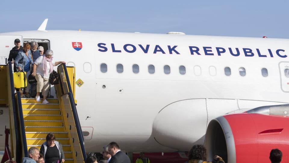 Prílet Slovákov vládnym špeciálom z Izraela.