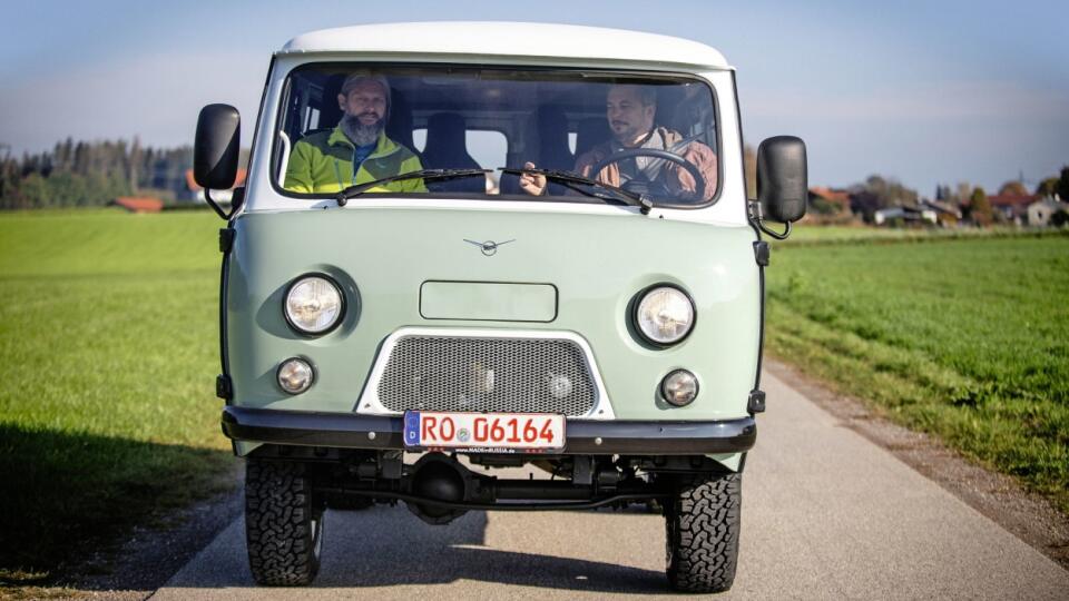 Ikona Z Ruska Starucky Uaz Prekvapil V Nemecku Sa Predava Dodnes Pokojne Aj Za 000 Eur Ikona Z Ruska Starucky Uaz Prekvapil V Nemecku Sa Predava Dodnes Pokojne Aj Za 000 Eur