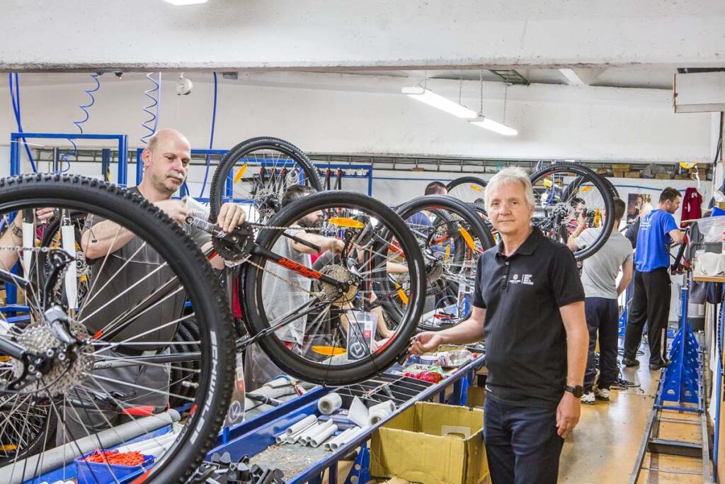 Peter Divinec, Kellys Bicycles