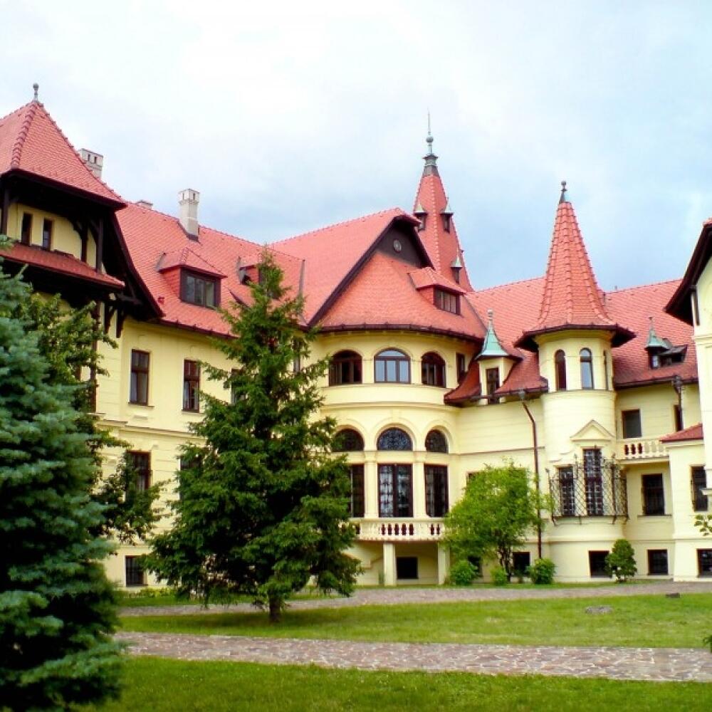 Csákyho kaštieľ