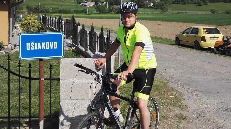 Tibor a jeho otec neprežili ťažkú nehodu. Tiborovu priateľku Martinu museli prevážať vrtuľníkom do Banskej Bystrice.