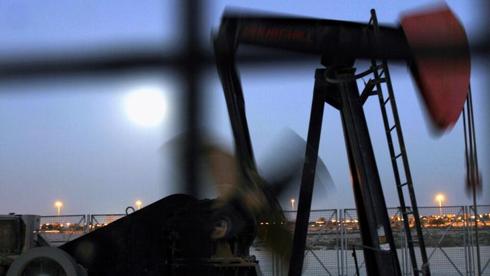 ropné pole Šachir ropa ažba dopyt cena pokles Organizácia krajín vyvážajúcich ropu OPEC kartel schôdza produkcia zníženie svetová úverová kríza burzy komodity èierne zlatoobchodovanie ohrozené komoditné finanèné trhy energie energia