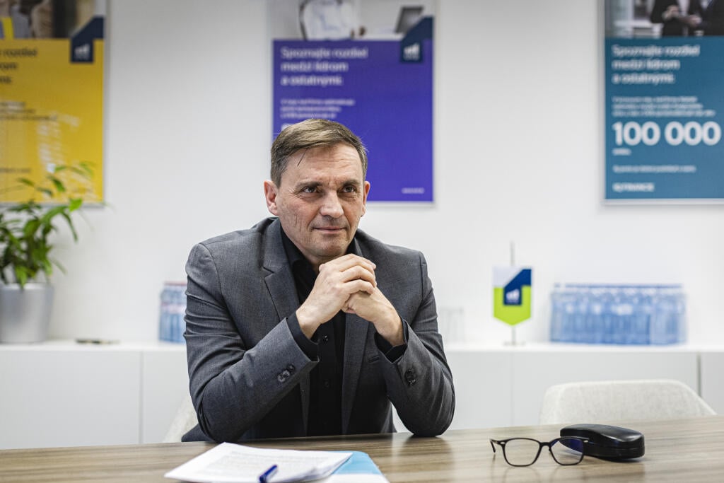 Na sníme Jaroslav Vonkomer, predseda predstavenstva a generálny riaditeľ OVB Allfinanz Slovensko.