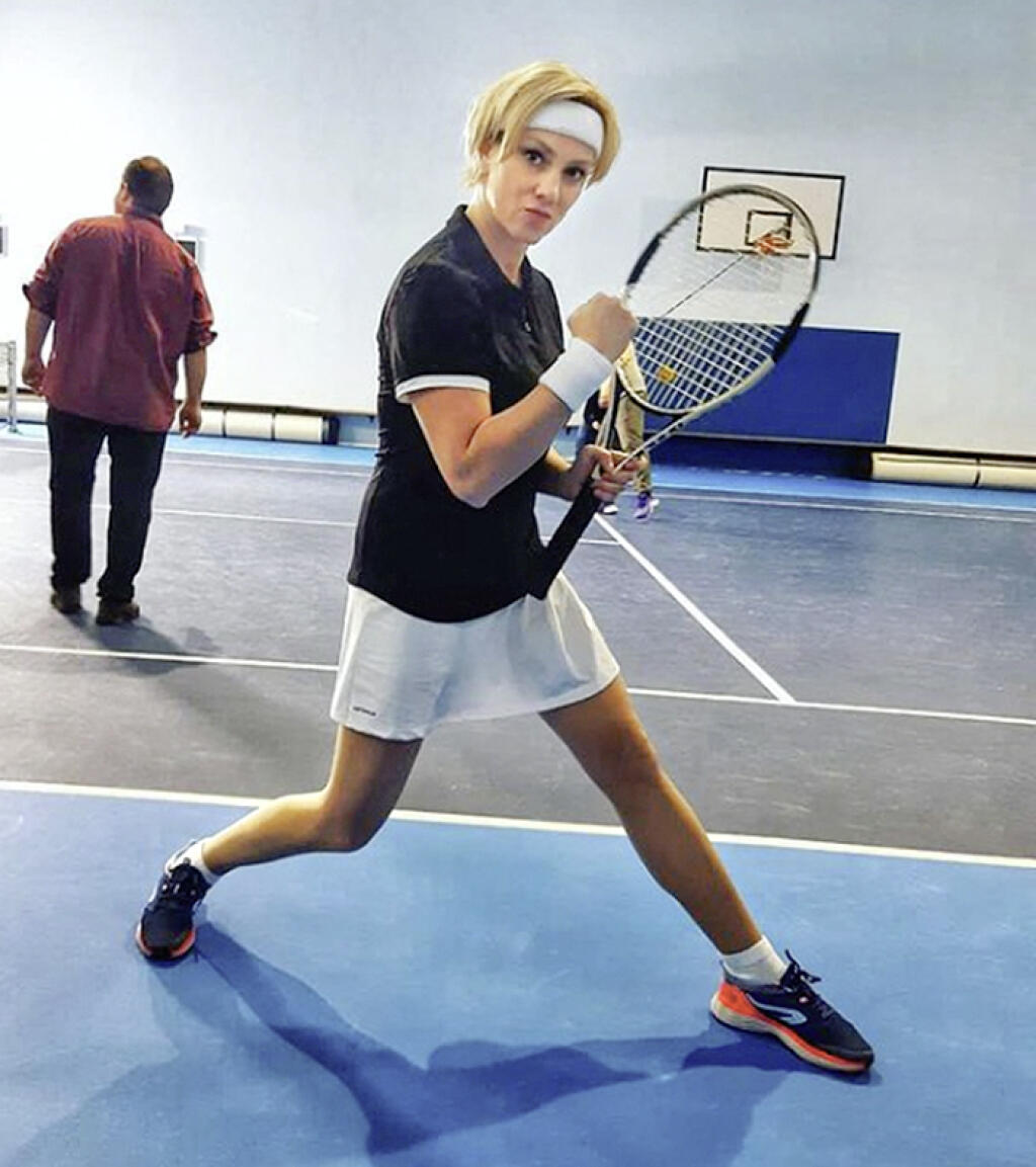 Pri pohybe „vypína“ hlavu