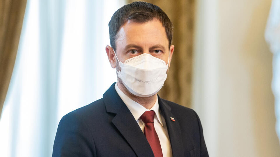 Český premiér Petr Fiala na svojej prvej oficiálnej zahraničnej návšteve na Úrade vlády SR Bratislave. Na snímke Eduard Heger.