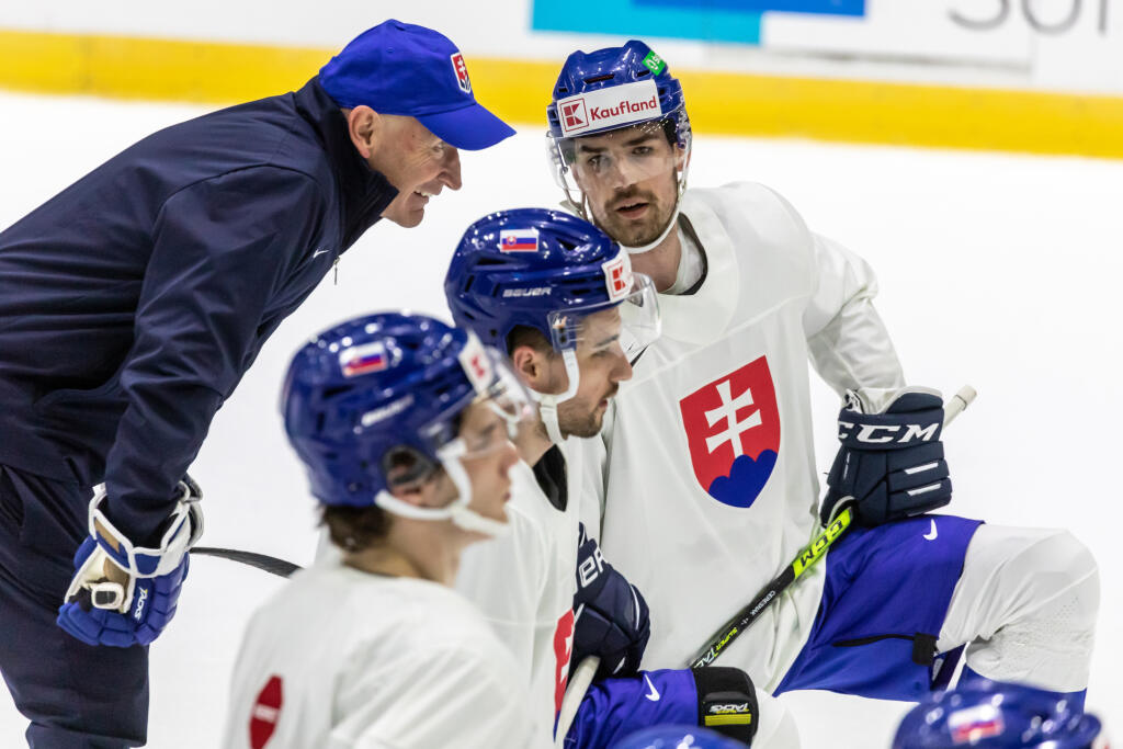Prvý tréning slovenskej hokejovej reprezentácie v helsinskej hale Ice Hall pred zápasom s Francúzskom.