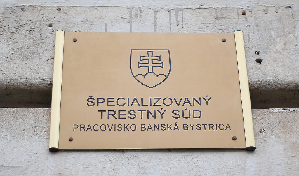 tabuľka Špecializovaný trestný súd ilustračka ilustračná snímka