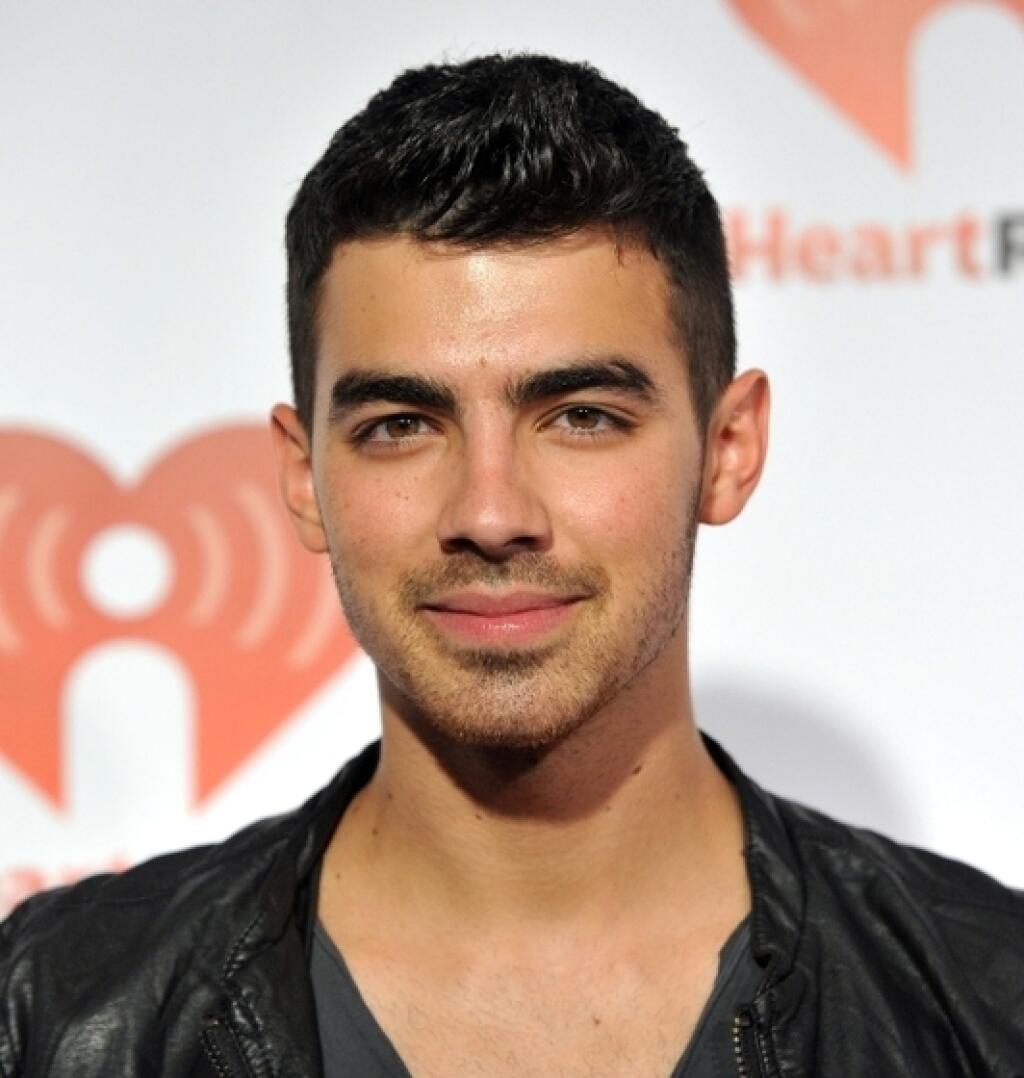 Joe jonas