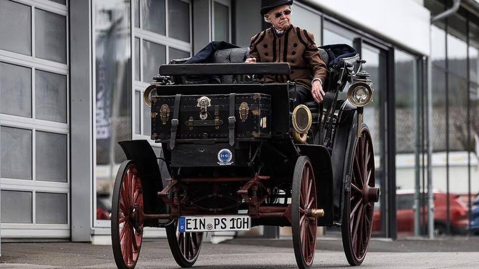 Карл Бенц 1888 автомобиль ещит