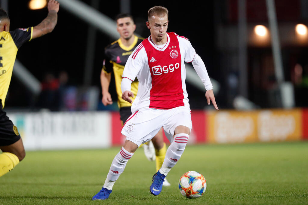 Václav Černý pôsobí už 6 rokov v Holandsku, kde doteraz vystriedal tri kluby. Momentálne oblieka dres Twente Enschede.