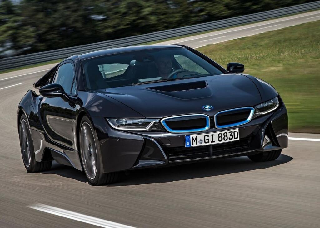 BMW i8  /2