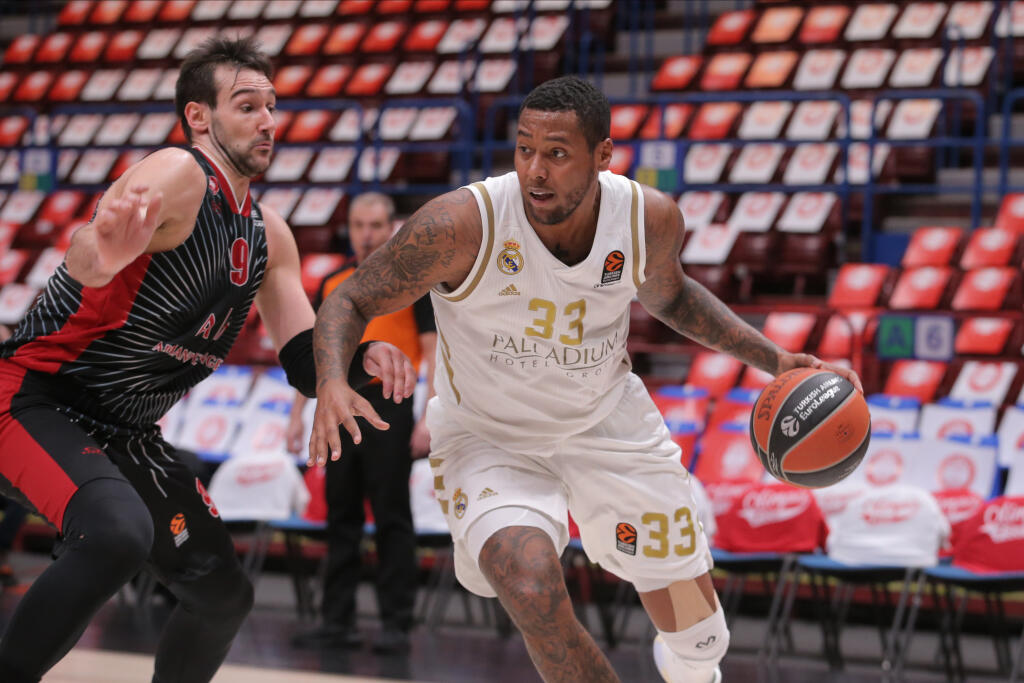 33-Trey Thompkins (Real Madrid) sa už niekoľko dní lieči v domácej karanténe