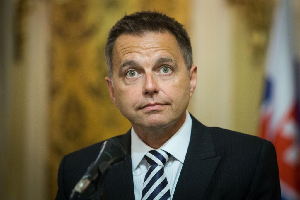 Trinásty plat odklepli aj štátnym zamestnacom. Tešiť by sa ešte rozhodne nemali
