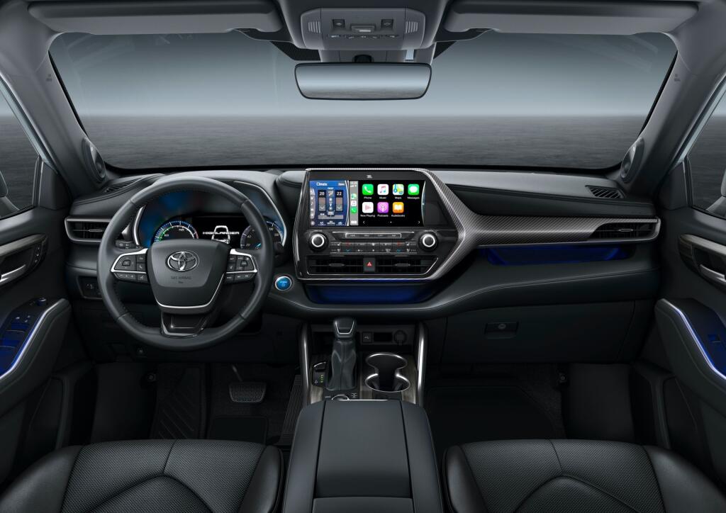 Toyota Highlander Hybrid.