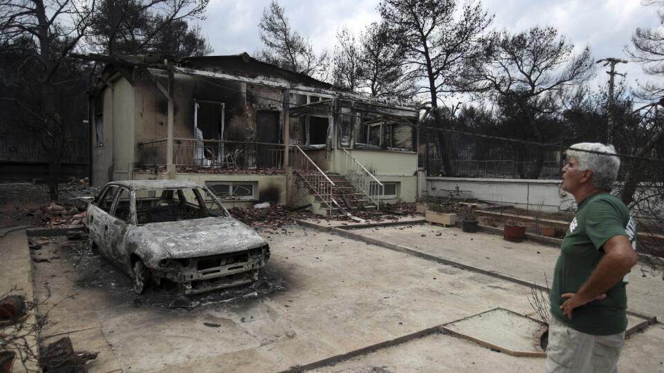 Grécko stíchlo Pre trojdňový štátny smútok niektoré fakultatívne výlety zatiaľ stopli