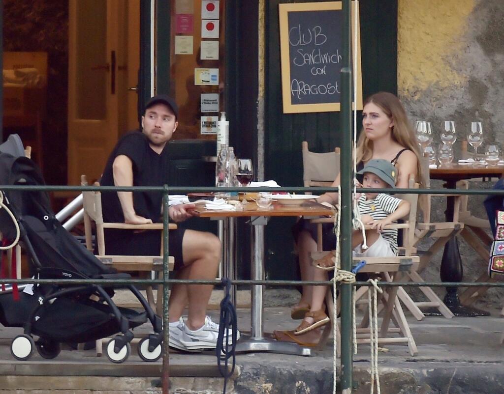 Popri starosti o deti stíhal Eriksen aj obedy s rodinou.
