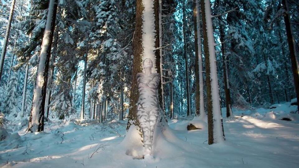 Kamuflované ženy.