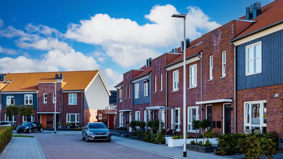 Dutch,Suburban,Area,With,Modern,Family,Houses,,Street,With,Modern