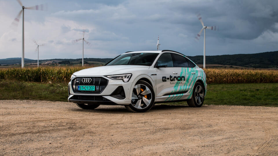 Audi e-tron Sportback 55 S-line.