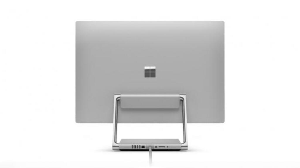 Microsoft ide naplno do 3D. Predstavil aj desktop Surface Studio