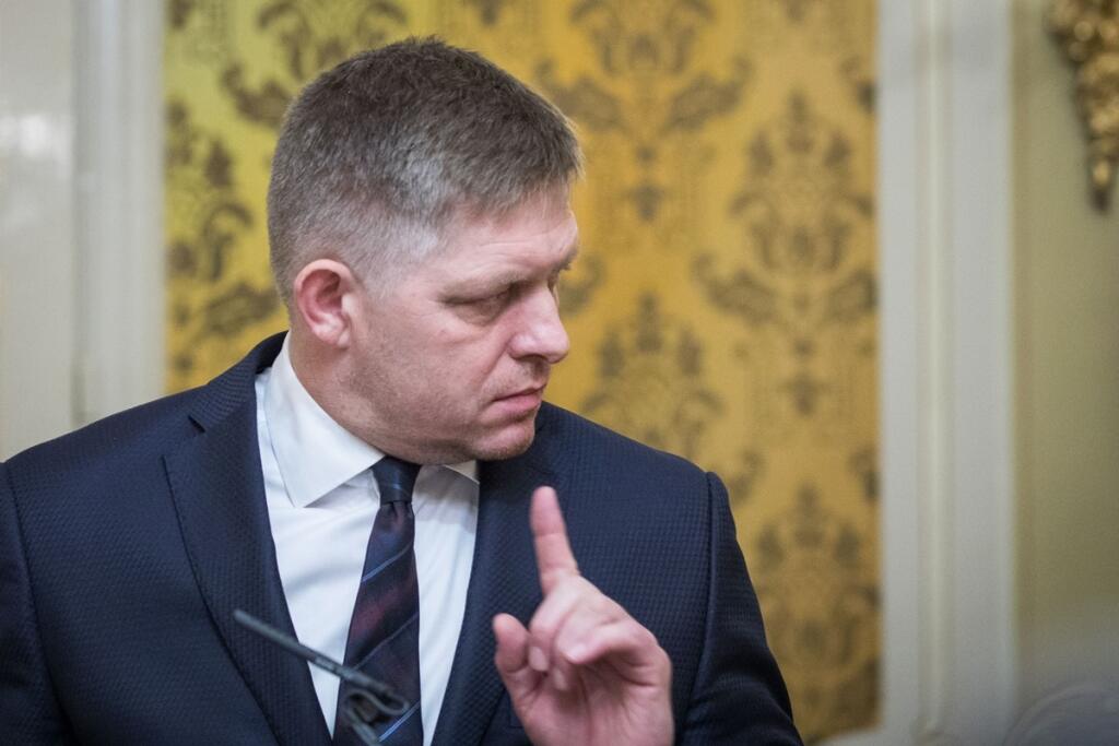 Nech si kričia chlapci z bratislavských kaviarní, reagoval Fico na imigráciu