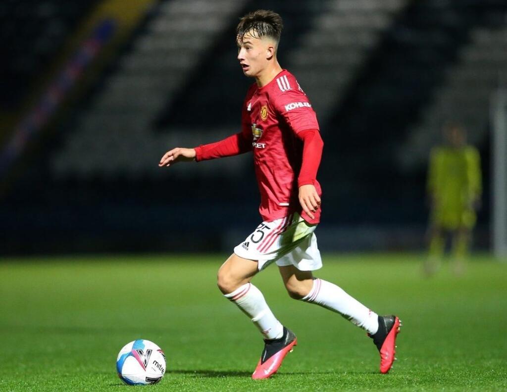 Talentovaný slovenský futbalista odmalička fandil Manchestru United a už päť rokov je aj jeho súčasťou.