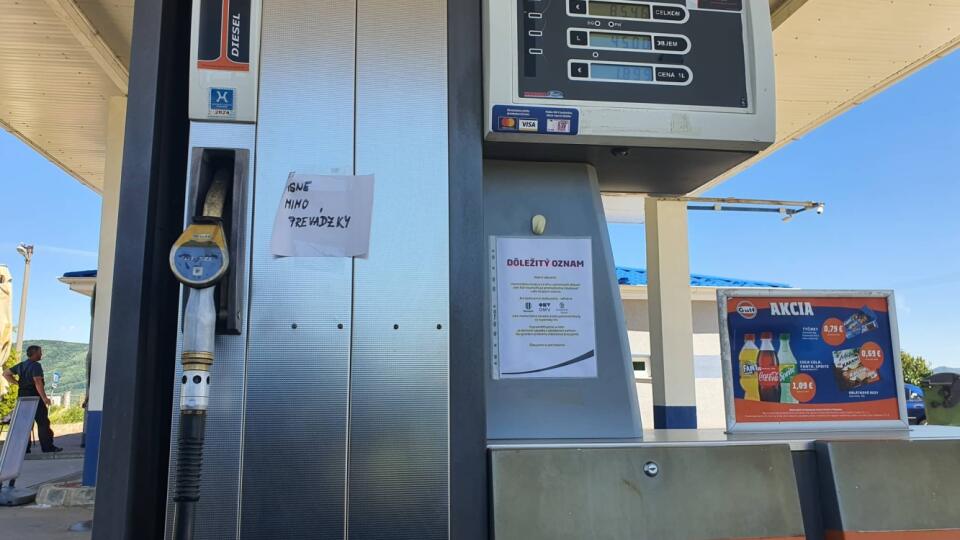 The pump in Pukanec is out of order, it is said to have no petrol.