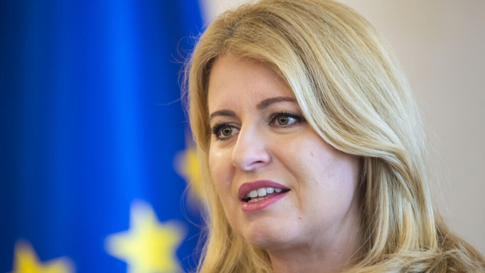 Na snímke prezidentka SR Zuzana Čaputová počas tlačovej konferencie s gréckou prezidentkou Katerinou Sakellaropulovou v rámci oficálnej návštevy 14. marca 2024 v Prezidentskom paláci v Bratislave. FOTO TASR - Jakub Kotian