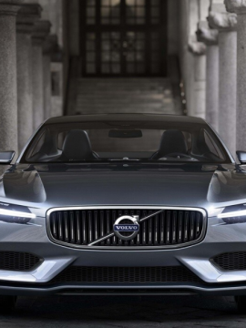 Dostane Volvo trocha korenia? Podľa riaditeľa by značke športový model určite nezaškodil!