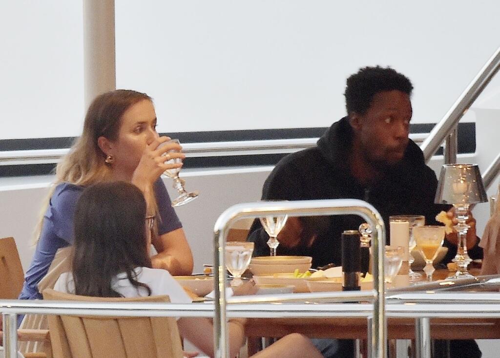 Monfils a Svitolinová vyrazili na spoločnú dovolenku do talianskeho Portofino. Na tenisový párik číhali všadeprítomní paparazzi fotografi.