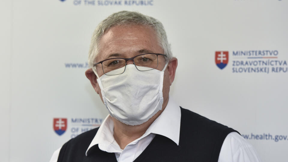 Na snímke nový šéf služobného úradu Ministerstva zdravotníctva SR Marián Kolník