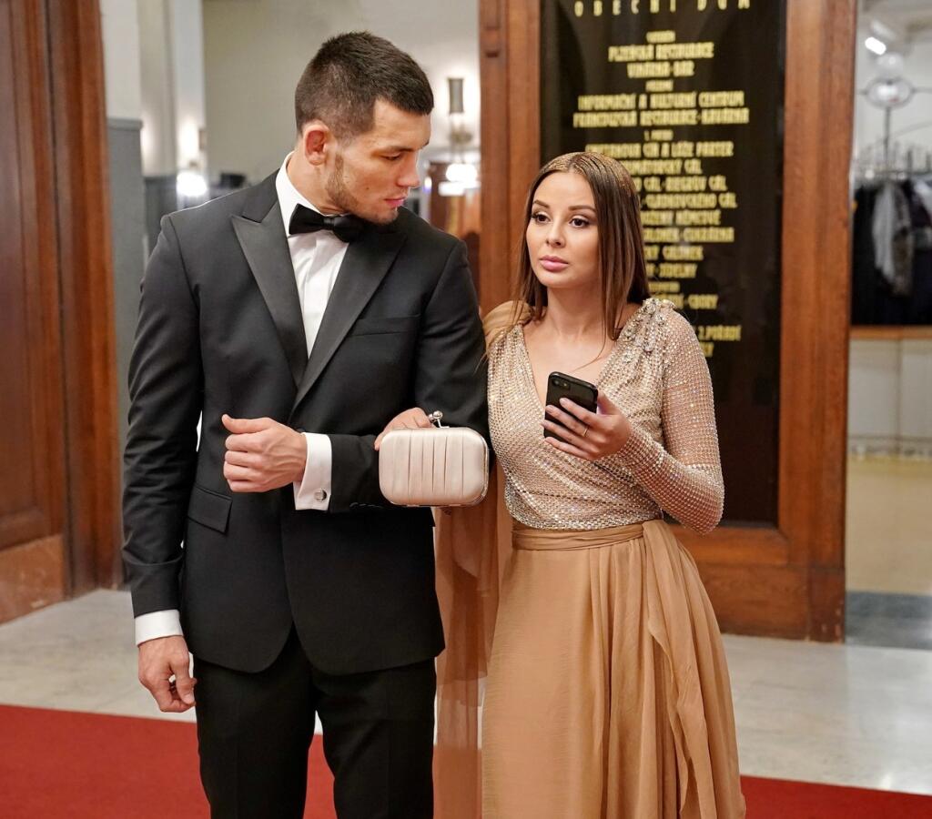Makhmud Muradov a Monika Bagárová.