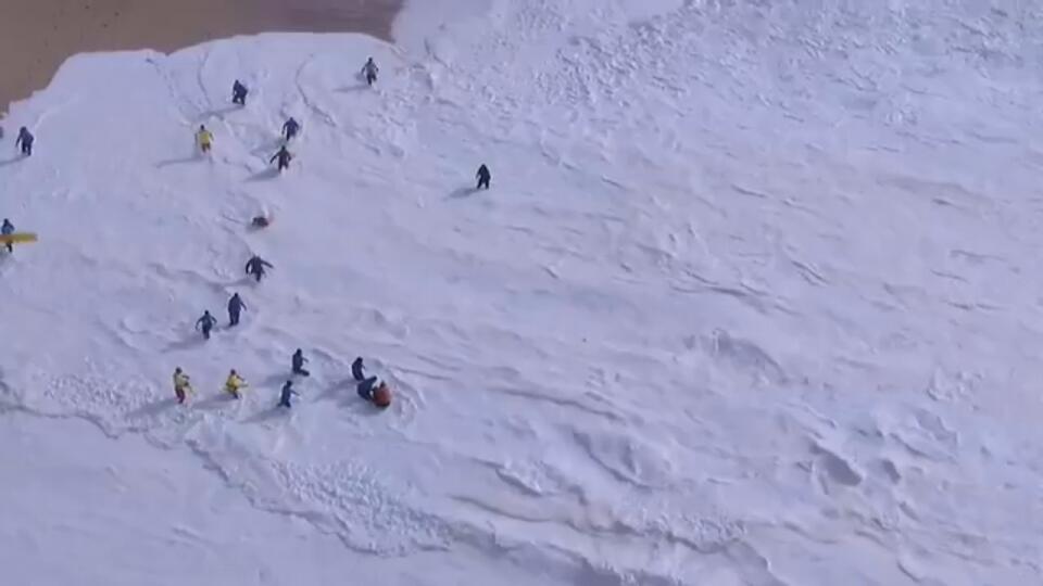VIDEO Z tohto tuhne krv v žilách: Portugalský surfista bojoval vo vlnách o svoj život