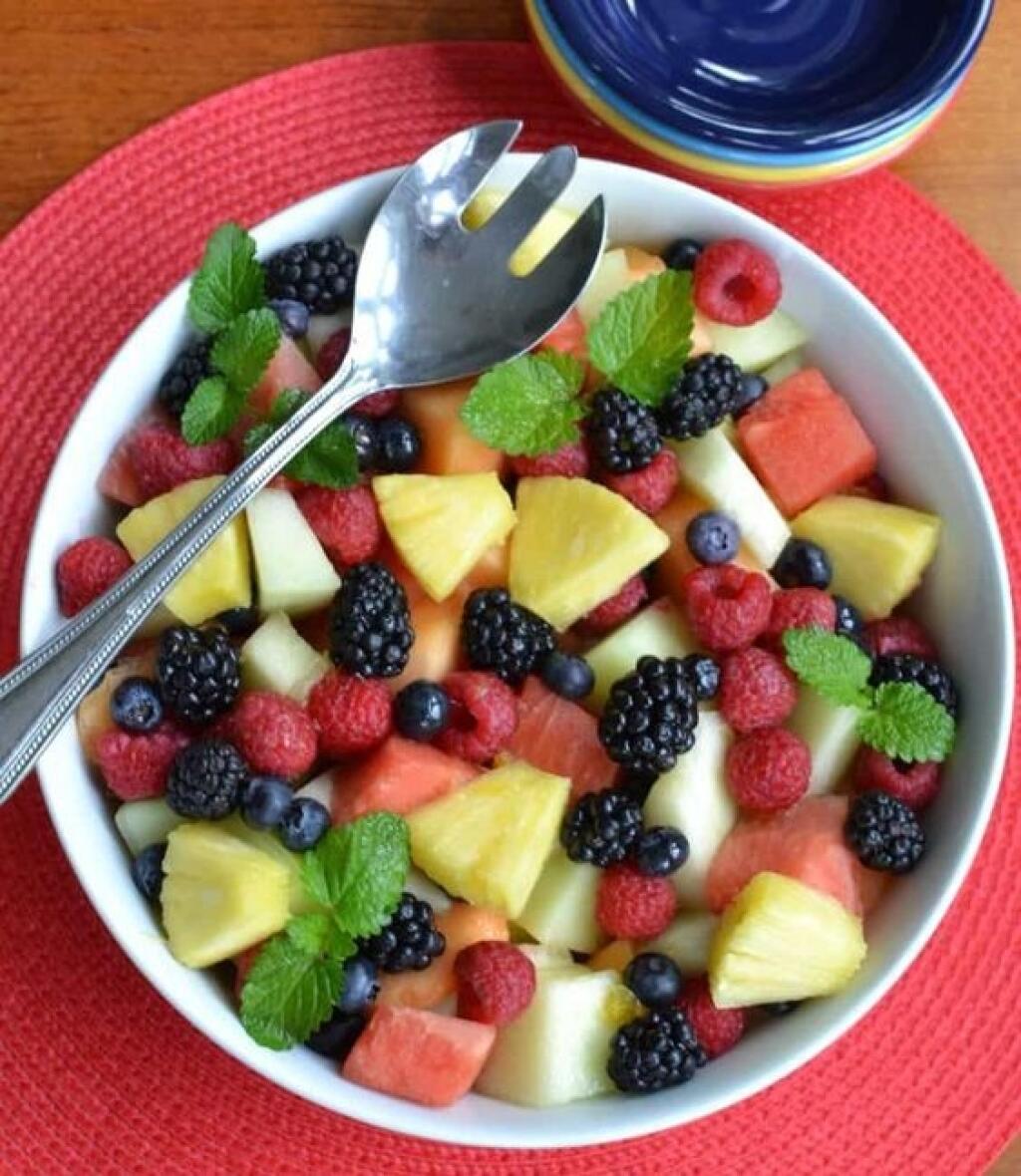 Фруктовый салат для детей. Summer Fruit Salad. Small Fruit Salad.