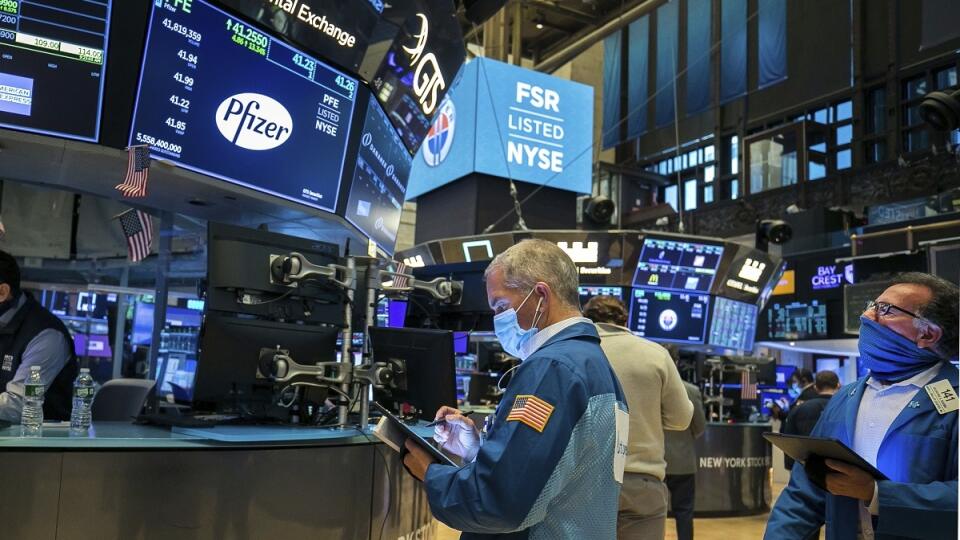 Hlavný index newyorskej burzy Dow Jones vzrástol na nové maximum