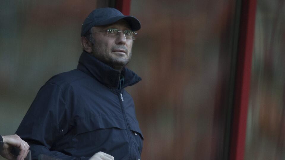poslanec ruskej Rady federácie vtedajší majiteľ futbalového klubu Anži Machačkala Sulejman Kerimov