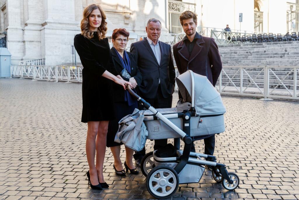 Sagan prišiel okrem manželky a syna Marlona aj s rodičmi Ľubomírom a Helenou.