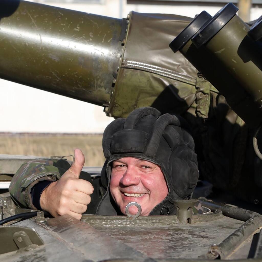 Картинки танкист