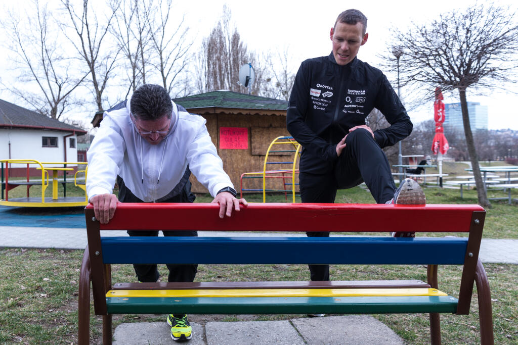 Maroš Šefčovič si rád zabehá. Ukázal to v prezidentskej kampani, keď natočil video, na ktorom si doprial ranný beh s olympijským víťazom Matejom Tóthom.