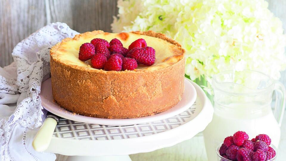 Cheesecake s malinami