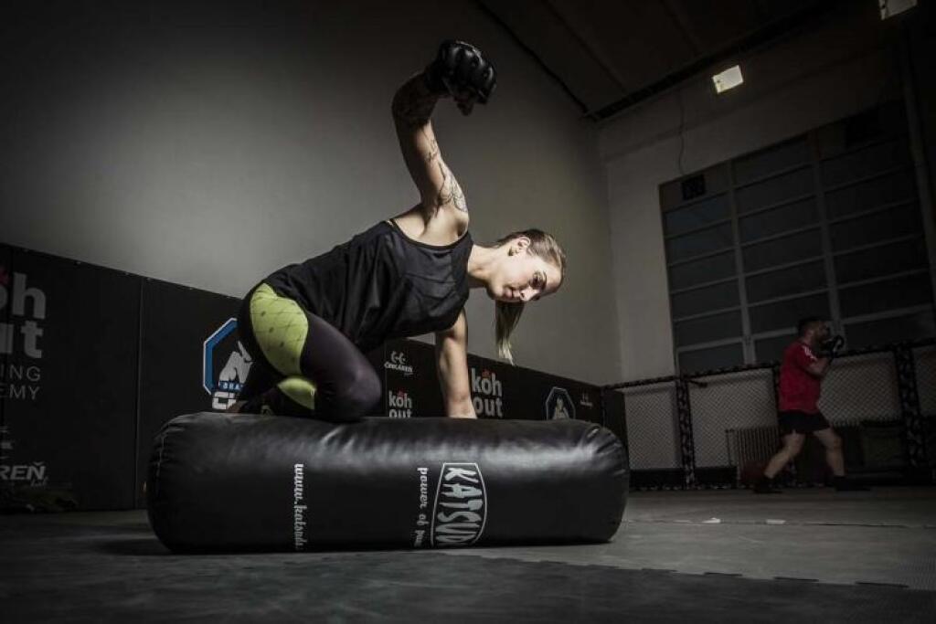 MMA zápasníčka Lucia Krajčovič: Najdôležitejším faktorom sú sponzori
