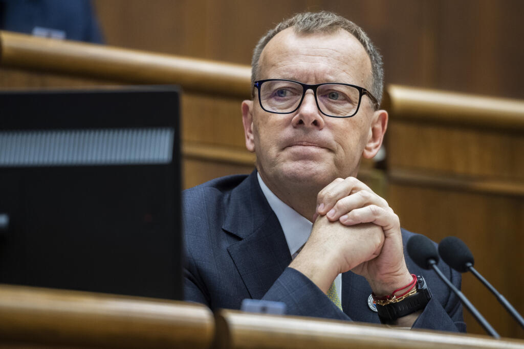 Na snímke predseda NRSR Boris Kollár (Sme rodina) počas hlasovania na 78. schôdzi NRSR o zmene Ústavy na skrátenie volebného obdobia v Bratislave 25. januára 2023. FOTO TASR - Jaroslav Novák