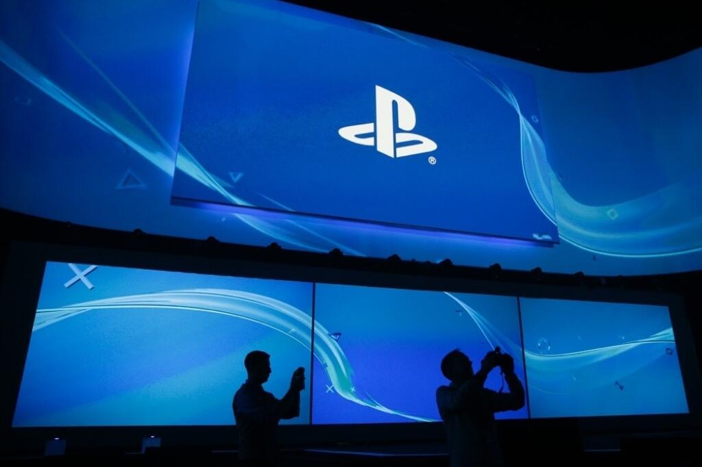 PS4 sa u nás predáva štyrikrát rýchlejšie ako PS3